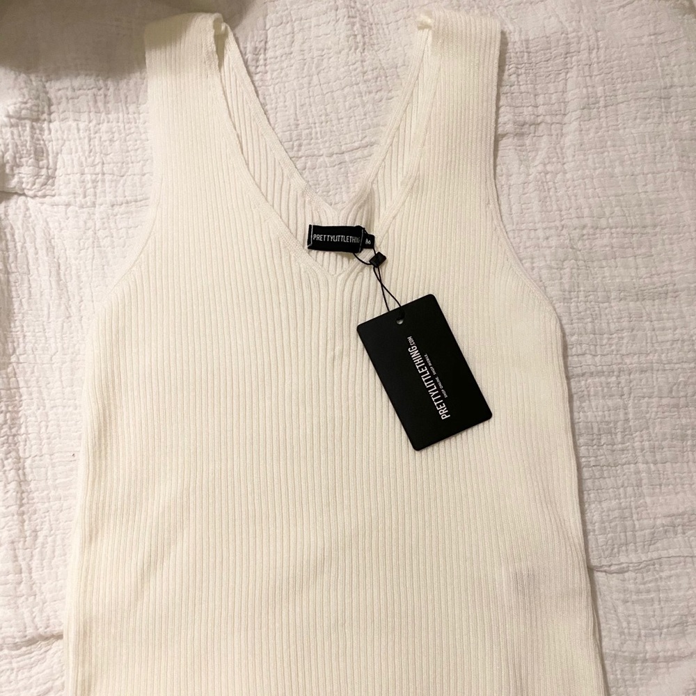 PrettyLittleThing White Top